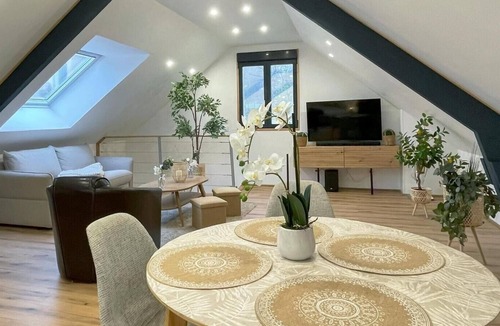 Le Mage House | Private accommodation with relaxation area: Swim spa, Spa, Hammam, Sauna