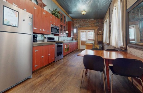 Portsmouth Apartment | Private Accomodations in Historic Boneyfiddle
