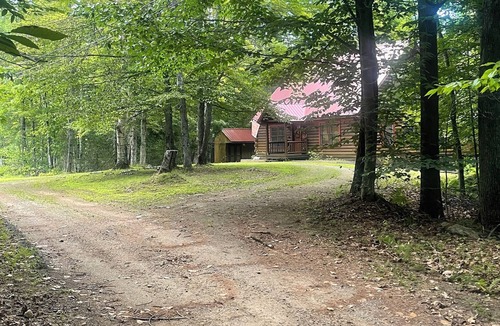 North Creek Cabin | Private Adirondack cabin located right between Gore Mtn and downtown North Creek