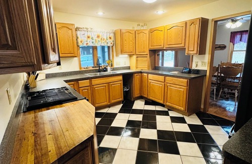 Warrensburg House | Private Adirondack Getaway