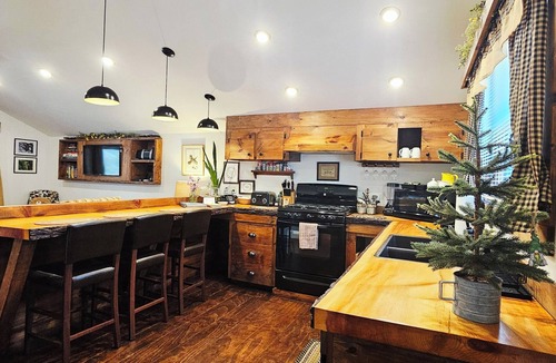 North Creek Ski Chalet | Private ADK Chalet/Close To All Mountain Adventures!