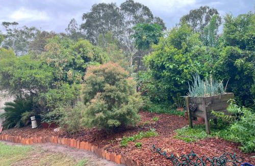 Torquay Apartment | Private and centrally located