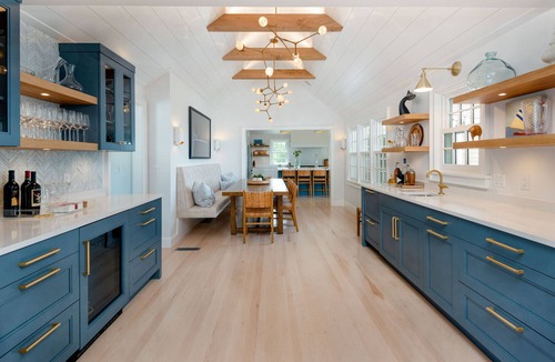 Shawkemo House | Private and Luxurious with Outstanding Water Views