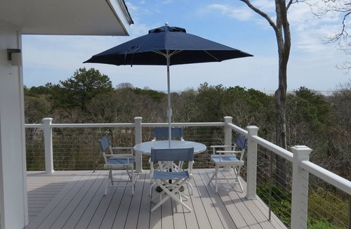 North Chatham House | Private and pet friendly with expansive back deck