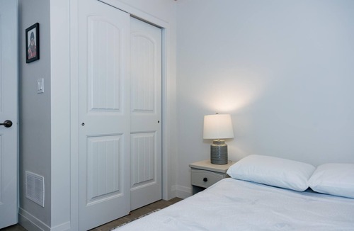 Irondale Cottage | Private and secluded off water property