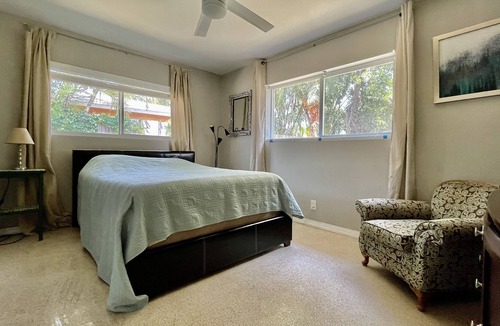 Central Business District House | Private and Spacious 2 Bedroom Home, 2 Bathrooms.