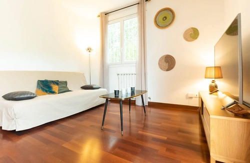 Boutonnet Apartment | Private Apartment - Air Conditioning - Downtown