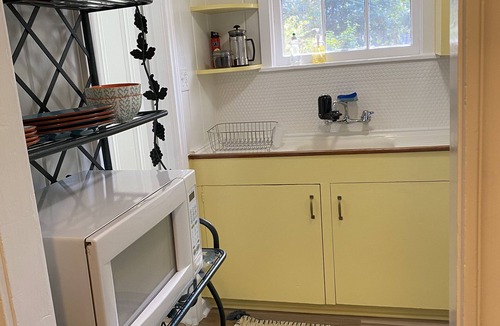 Fort Worth Cottage | ★❤ Private apartment Historic district ❤★
