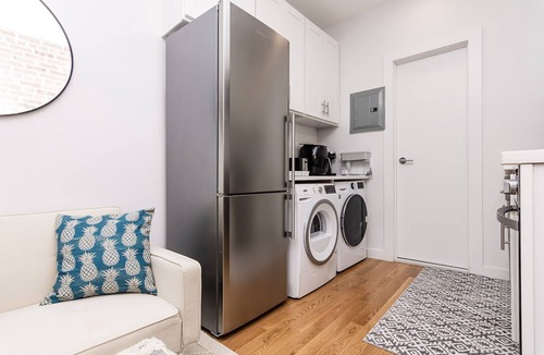 Brooklyn Heights Apartment | Private Apartment in Brooklyn Heights! 2A