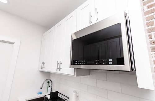 Brooklyn Heights Apartment | Private Apartment in Brooklyn Heights! 2A