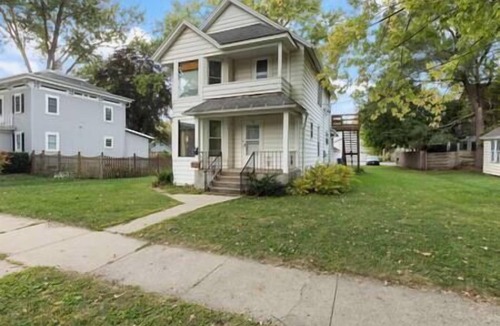 DeKalb Apartment | Private Apartment with Office Area Near NIU
