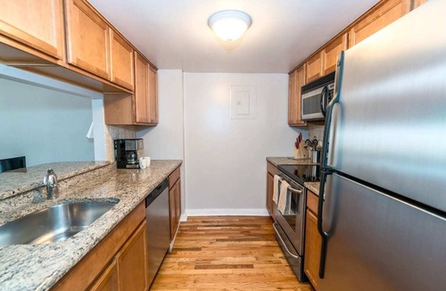 Downtown Apartment | Private Apt Close to Train