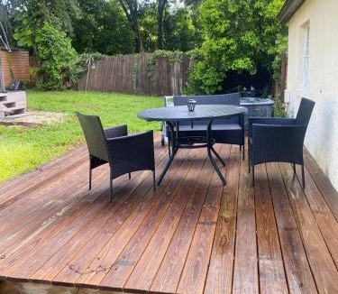 Mount Dora House | Private Backyard Drive to Disney