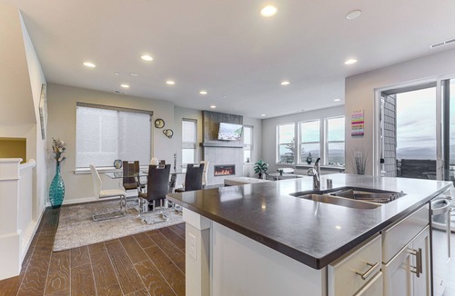 Snoqualmie Ridge House | Private Balcony! Mtn-View Snoqualmie Townhome