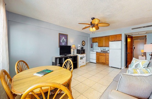 Rogers Seabreeze Condo | Private Balcony, Oceanfront Pool, Walk to Boardwalk & Pier