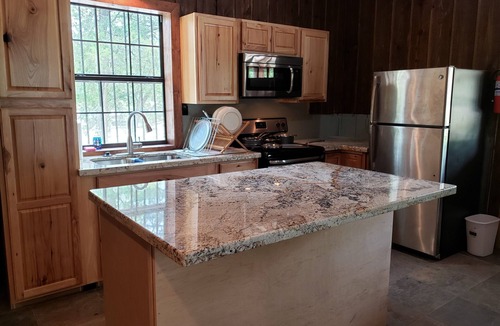 Montgomery Apartment | Private Barn Apt Located in a Luxury All Adult RV Resort