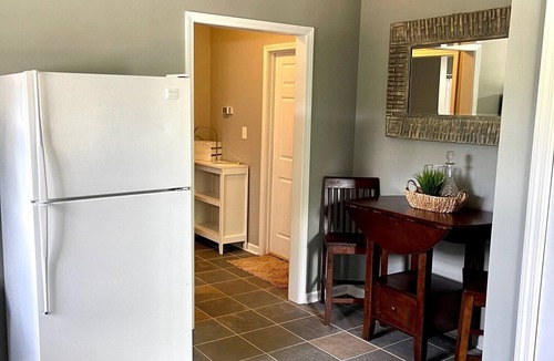 Dallas Apartment | Private Basement Apartment