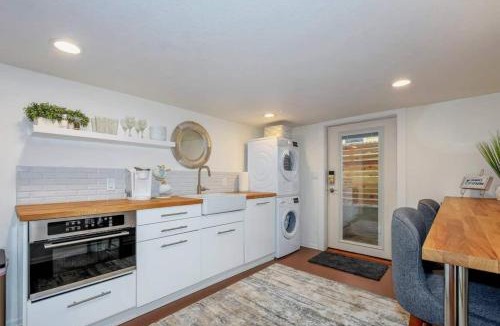 Camas Apartment | Private Basement Suite w Hot Tub