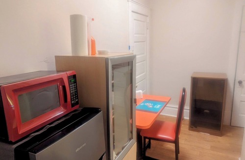 Harrisburg House | Private bath/independent unit/sparkling/private parking