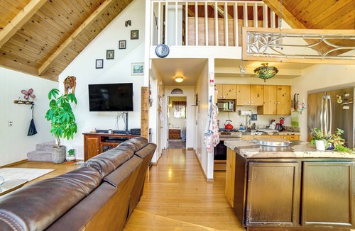 Manchester House | Private Beach Access: Pet-Friendly California Gem!