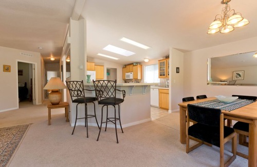 Port Angeles House | Private Beach Access, Clean, Comfortable Home between Sequim & Port Angeles