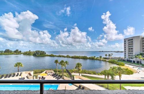 Hudson Apartment | Private Beach Access and Gulf Views Hudson Condo!