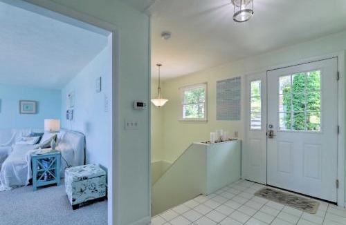 Wareham House | Private Beach and Fire Pit! Bayfront Wareham Retreat