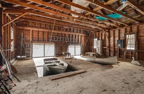 Ticonderoga Villa | Private Beach & Boathouse! Ticonderoga Group Villa