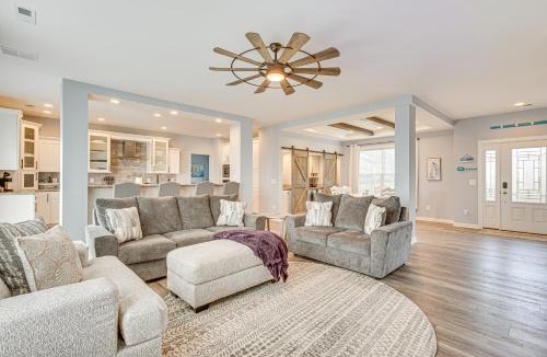 Maryus House | Private Beach & Deck: Bayfront Home in Hayes!