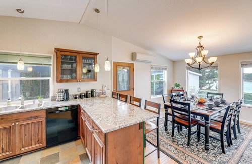 Florence House | Private Beach, Deck & Grill! Siuslaw River Getaway