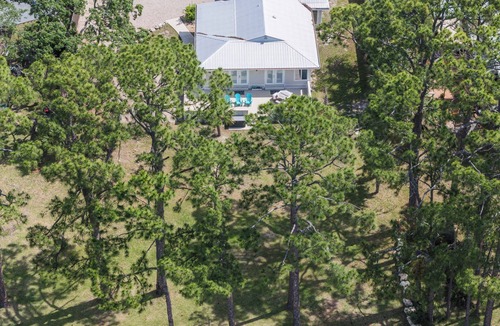 Panacea House | Private Beach & Dock - Quiet Waterfront Retreat on Ochlockonee Bay