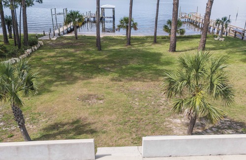 Panacea House | Private Beach & Dock - Quiet Waterfront Retreat on Ochlockonee Bay