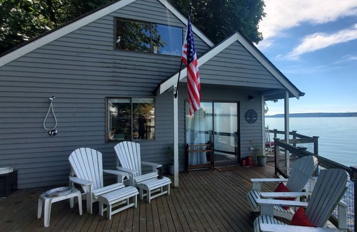 Federal Way House | Private Beach House on the Water