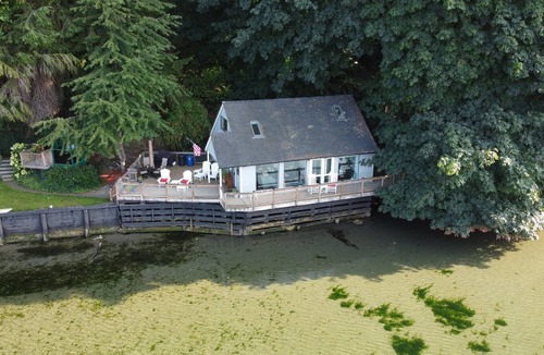Federal Way House | Private Beach House on the Water