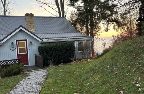 Central Elgin House | Private Beach Lake View House Port Stanley
