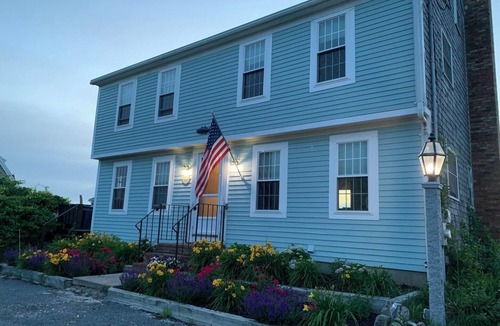 Dennis House | PRIVATE BEACH- MAYFLOWER/Bayview- 5 BR - Dennis!