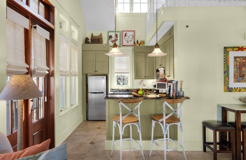 Rosemary Beach Cottage | PRIVATE BEACH/POOL ACCESS-Whimsical Getaway-Newly Refurbished-2 Bikes