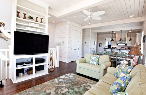 Inlet Beach House | *PRIVATE BEACH* *PRIVATE POOL* *ELEVATOR* *6 BEACH BIKES*