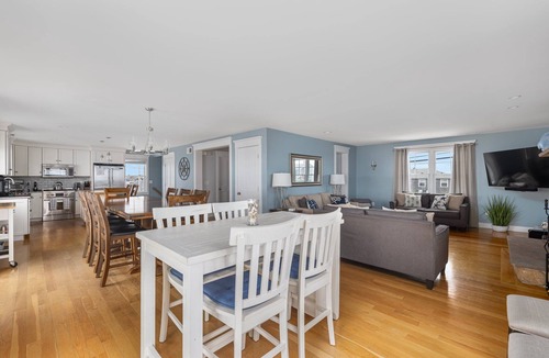 Matunuck House | Private Beach! Spectacular Ocean Views!