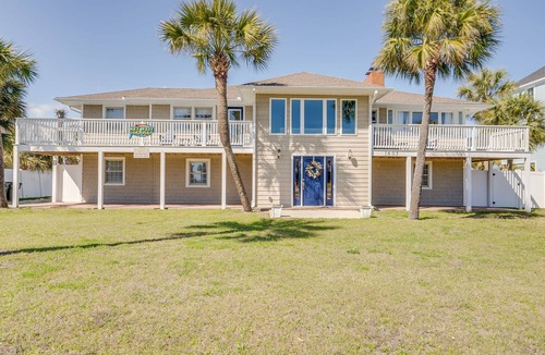 Ocean Drive House | Private Beach House with pool & hot tub + Free Attraction Tickets!