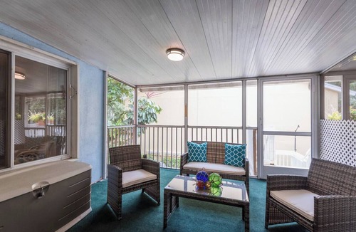 Bayview Condo | Private Beach Access 2 Pools Waterfront Oasis