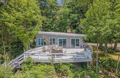 Port Sheldon House | Private Beachfront Lake Michigan Getaway