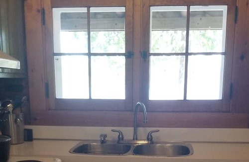 Sioux Narrows Nestor Falls Cottage | Private Beachfront log cabin Lake of the Woods