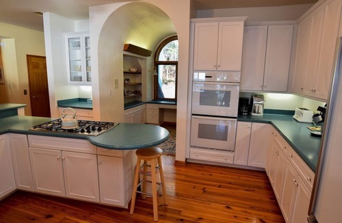 Bay Ridge House | Private Beachfront-Secluded Shoreline+Bay Views from almost every room