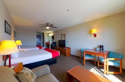 Lincoln City Hotel | Private Beachside 2 Rooms w/Ocean Views & Close Dining Options