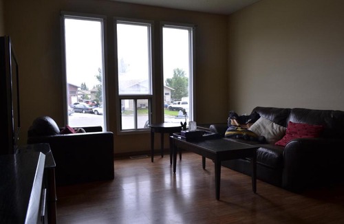 Forest Lawn House | Private Bedroom #3 on main floor