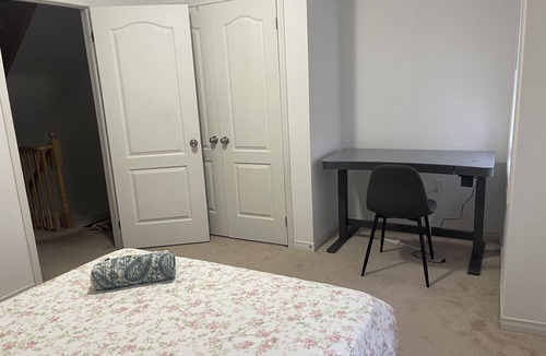 Oshawa House | Private Bedroom in Oshawa