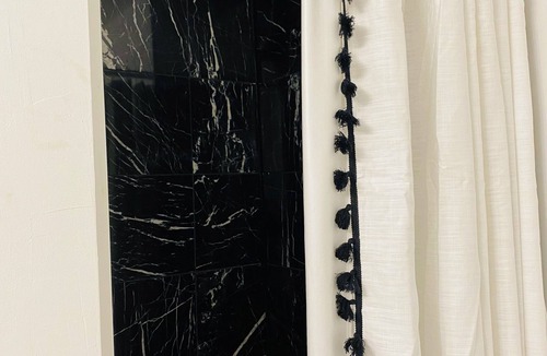 Ewing House | Private bedroom with bathroom-private entrance