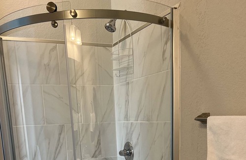 Pflugerville House | Private bedroom with private bathroom