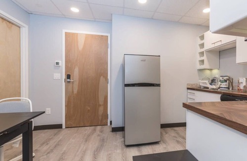 Danbury Apartment | Private Bedroom with Private Bathroom